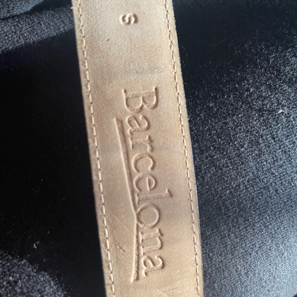 Black snake skin leather and gold belt size small - Picture 2 of 6